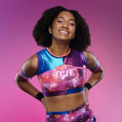 ItsMiaFriday's profile picture. Professional Wrestler | 19 | #TGIF ♡ | Graphic Designer @Meteora_Designs | ✨🥁🎸✨