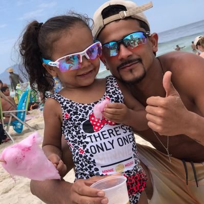 papai da princesa jasmine ❤👨👧
encanador industrial 👷🛠
casado👩❤️💋👨