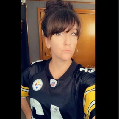 Pittsburgh girl 🖤💛. Baseball Mom to an awesome 16 year old. Born and raised a die hard Steelers fan. Pitt fan. #HereWeGo #SNUProud #H2P #LetsGoBucs