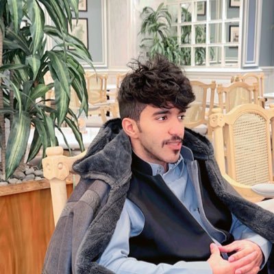 عآئلتي الأول في كل شئ في الحب في الطمأنينه في الدعآء🕊💕