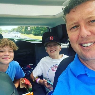bett_scott31902's profile picture. Special 🌹