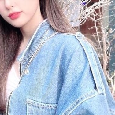 chie2983545446's profile picture. 学生🚺  162cm  どえむ  えろい命令してほしい  甘やかされたい