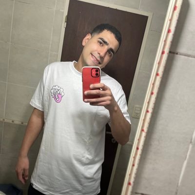 BrianSantamar1's profile picture. 