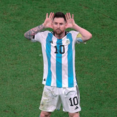 Messi ⚽

Cuervo de Ley 💙❤️💙