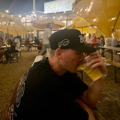 CadeJones03's profile picture. | Rebuild and Rejoice | 🌔https://t.co/d6msDgTo6E