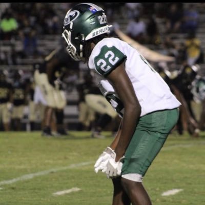 sophomore |5’7 | |145lbs| |Cb| C/O 2026 |Beaufort high school🦅 |Email @aarondaise1@gmail.com