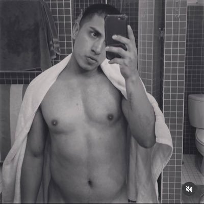 antonyyy43's profile picture. 