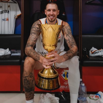 @NBA 🏀 | @DBB_Basketball 🇩🇪 | European Champs 🥉| World Champion 🥇| Salzgitter, Germany 🏠