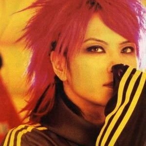 _hakaitenshi_'s profile picture. 破壊天使です
 本物