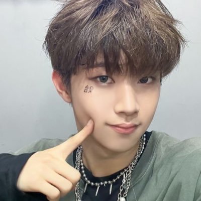 •🇲🇾 / 23 • ┊❥ @xikers_official hype page🤟🏻🤍• mostly #hyunwoo #yujun crumbs🫶🏻 • main acc @uwu0717 ☽༓・*˚⁺‧͙