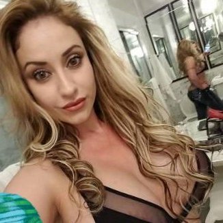 miawalker59's profile picture. Creating my own sunshine 🌟
Give me your car keys so I can drive you crazy 👀