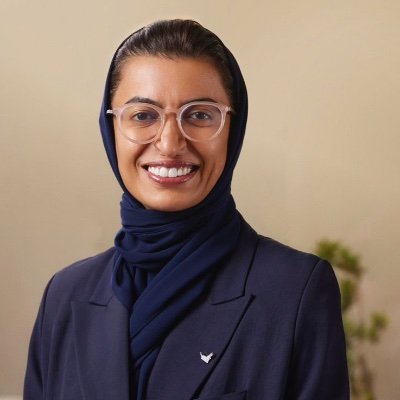 وزيرة دولة | Minister of State
وزارة الخارجية | Ministry of Foreign Affairs
 دولة الإمارات العربية المتحدة | UAE