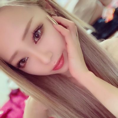 miavi413's profile picture. とりまTwitter(X)しておりやす🫡主食家系ラーメン🍜 二郎系も好き🍜📝生体生ビール好き🍺ハイボール🥃好き 喫茶店も好き☕️ライブを観たりするのも好き😂🎤💕 ※愛煙家🚬