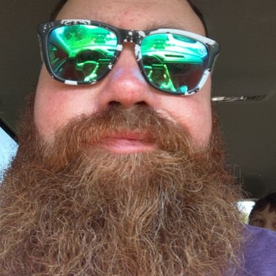 Food blogger, loving father of 3. loving to cook and grill/smoke the meats. 😎 follow me for random tweets about random stuff