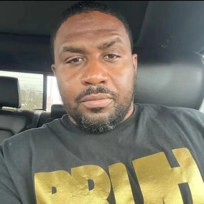 HillSaint95675's profile picture. 🏄‍♂️ Riding the waves of life 🌊