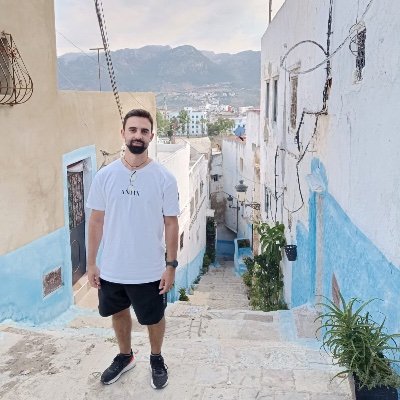 ErnestoFJimenez's profile picture. Filología 📖
Lingüística computacional