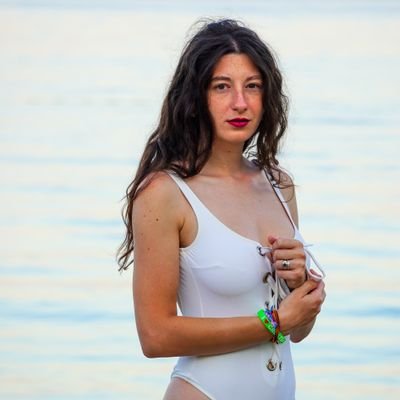 Elisa | Ragazza Italiana 🌹 Creatrice di contenuti 😘
I miei oltre 120 video HOT gratuiti 🟠⚫ 👇🏻
https://t.co/Ae457R42vS