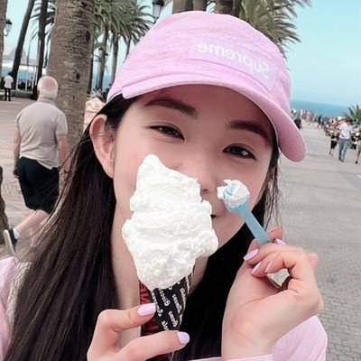 ciopung's profile picture. *tinkeu* ⊹ 🐇 𝓑oo_siness ૮ﾞ۪ᓀׁ｡ᓂּׅ๑ა໋ ‌ in heaps of soft-hued garden, shall you breeze in with this tiny bunny’s magic! “.. surely will prettify your layout”🍒