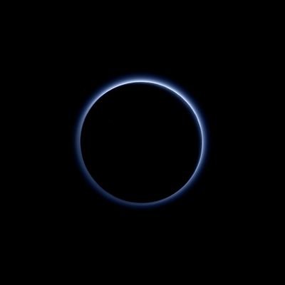 manthasam3's profile picture. Team🇨🇦 
Laughs loud and often. 💚#GuardiansFamily 💚 I'll grab my light, and go with you |-/✨️