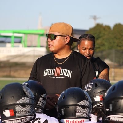 Name: jerrome!  Believer/father/husband/coach/Mentor/trainer DL.
WHERE: Gridironsp in Washington coach for our 13/14u youth tackle team.  #GRIDIRONAIGA