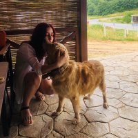 Emine (@sadece_alismis) 's Twitter Profile