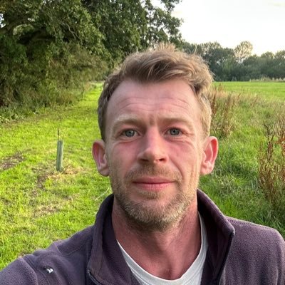 ed_robbo's profile picture. 