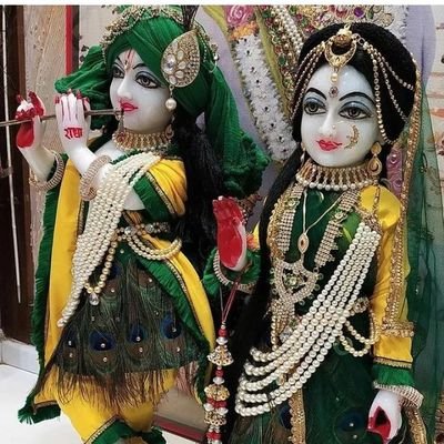 माँ बगलामुखी राजयोग की देवी हैं। सत्ता-असत्ता इनके अधीन हैं। इसलिए नेता भी इनकी शरण में जाते हैं। माँ बगलामुखी कल्याण की देवी हैं।