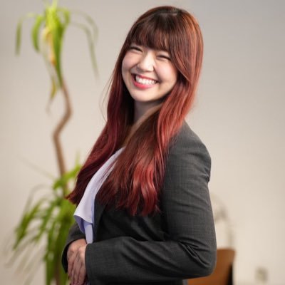 日中の架け橋になる女😊/元警視庁通訳👮♂️/中国語学習の勉強法やフレーズを図解で解説/内閣府・金融庁・水産庁で講師&通訳士/🇯🇵日中バイリンガル🇨🇳/中国語スクール運営/YouTube7万人/沖縄×上海ハーフ/お酒とドラえもんが大好き/ ハイライトに有益な情報あるよ🥳