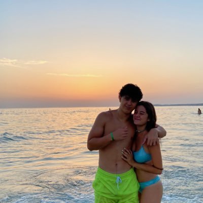 Menciiarodrigu1's profile picture. mencia