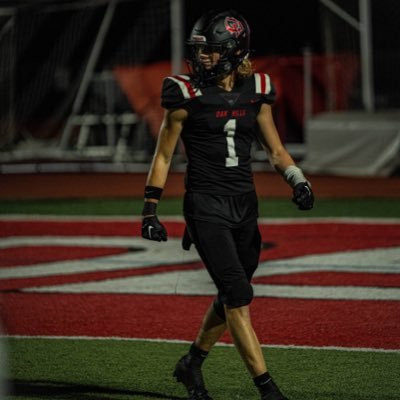 max_supe's profile picture. Oak Hills 25’| 6’1| 180| WR| 4.0 GPA| 4.4 40 yd