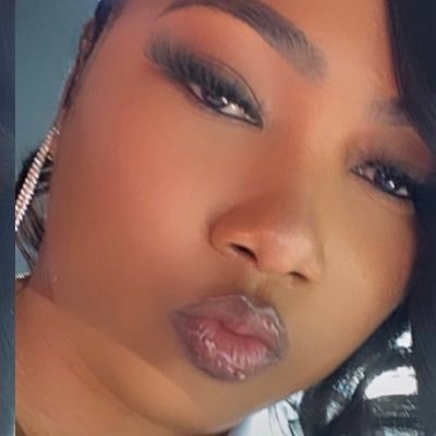 _Thiiickyyy's profile picture. 