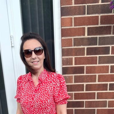 Chedders18's profile picture. Just a single Mum from Leeds navigating the perils of online dating as a #ibdwarrior#livingwithcrohns#autoimmunesurvivor