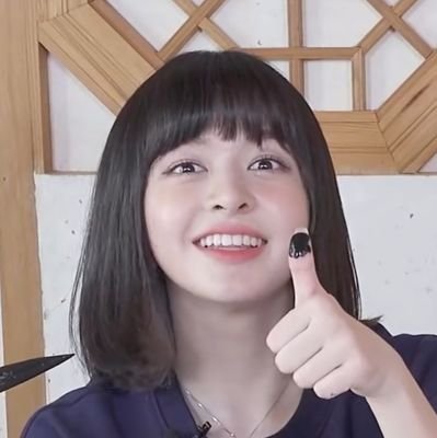 LilyThumbsUp Profile Picture