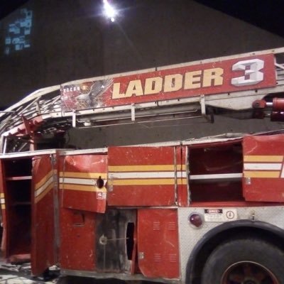 Moi9260's profile picture. Altoséquanais, passionné d'histoire, suit la politique française et supporte le Racing 92