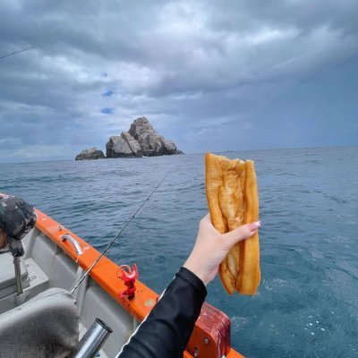 strawberrylongc's profile picture. Success usually comes to those who are too busy looking for it.