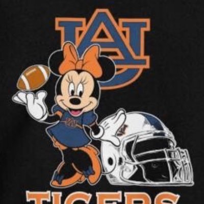 self proclaimed fan and life long lover of all things Disney and Auburn
