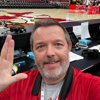 I push the buttons for @louisvillembb & @louisvillefb on @cardsradio from @learfieldaudio. @bengals @reds  @georgiafootball @braves fan.
“We watching or nah”