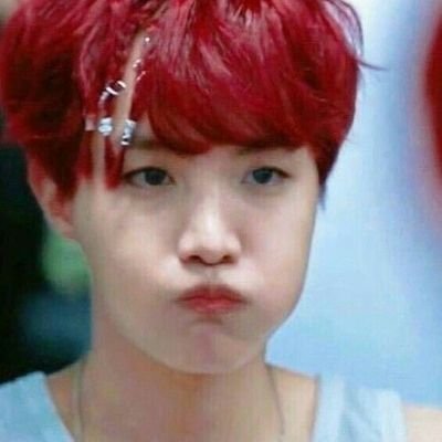 #hoseok reagiu com 👍: eh vdd que vc vai voltar com o red hair? 

(ela/dela) | fan account | @BTS_twt ♡