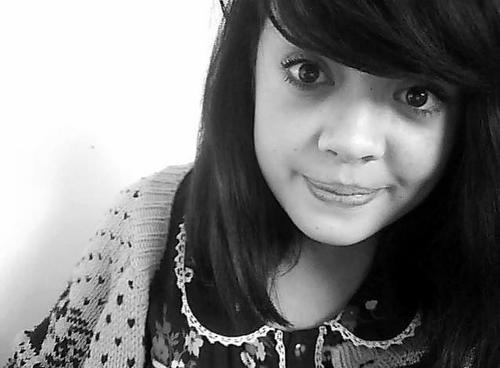 divine_fox's profile picture. 