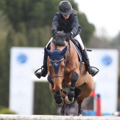 Lalalalachiara's profile picture. Late night watching TV,used to be you here beside me,used to be your arms around me,your body on my body.