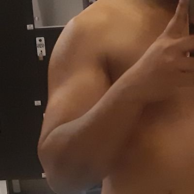 leozera0777's profile picture. So pra putaria.  +18