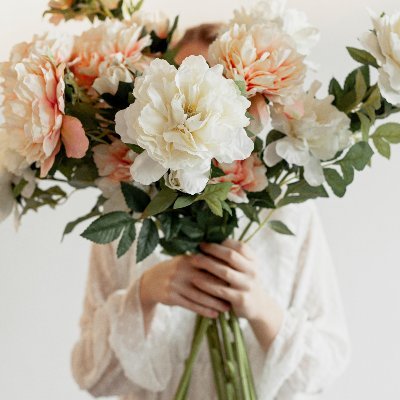 SamuelCOnyemac1's profile picture. Computer Geek, Marketing Executive, Creative Assistant, Graphic Designer, Copywriter, Ecommerce Manager, Brand Manager, and Online Hustle and Business Ethusiast