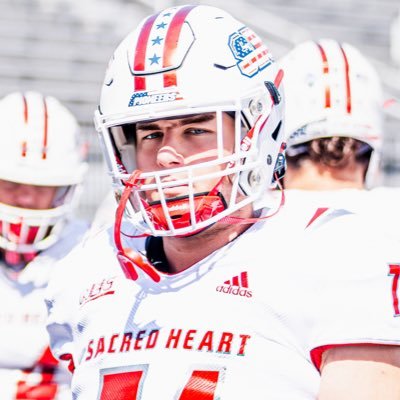 6’5 250lbs OL/TE/ATH | Sacred Heart University ‘25 | All-SEPA OL