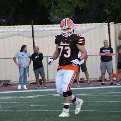 John Hersey High School 25’ |6’3 240|offensive lineman| defensive tackle| wrestling| shotput/discus