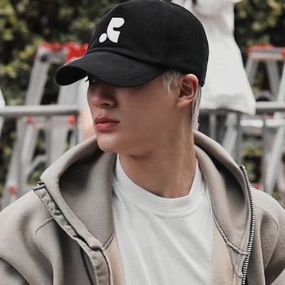 •🐶🐰🐬 • INFJ_ISFP • 03l • call me 'Na'• hopefully later can meet dreamies, Aamiin! • Let's be moots 𓆩ꨄ︎𓆪•