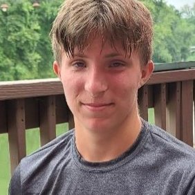 2025 — LH-hitting OF/2B/3B — 5'7” 165 lbs — Louisville Eastern HS — 3.2 gpa — Louisville RBI Bulls