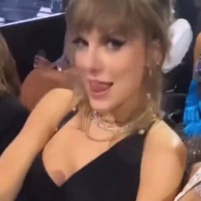 TheTSwiftStan Profile Picture