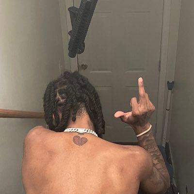 Duksquadd's profile picture. 