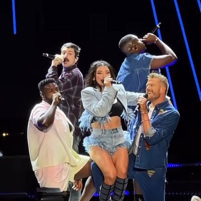 ✰~fan account for @ptxofficial @NoahKahan @owlcity @avamax & @ajrbrothers 🎧🎼🎤🎻🎺🎹🥁🎸✰~ 𝚜𝚊𝚠 𝚙𝚝𝚡 𝚕𝚒𝚟𝚎 𝟶𝟼/𝟹𝟶/𝟷𝟿💙🥰