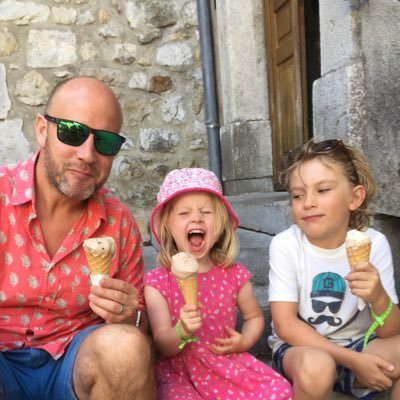 Pimmsoclock's profile picture. Husband, father, music lover and (not so) secret gadget geek.